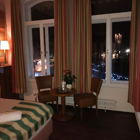 Stilbruch Glückstadt Bagian luar foto