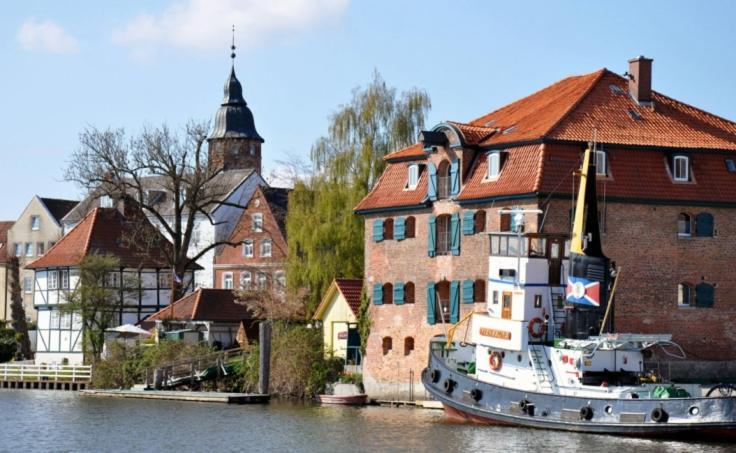 Stilbruch Glückstadt Bagian luar foto